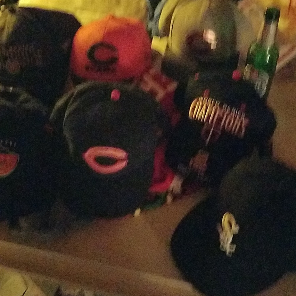 Sports hats caps.